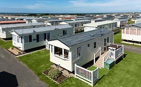Dog Friendly Lovely Caravan 4 Berth Towyn North Wales Read Full Host Details Before Booking Mon In To Fri Out Fri In To Mon Out Mon To Mon Fri To Fri Only